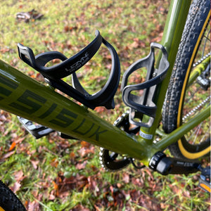 Fran Scott's G2 Lezyne side entry bottle cages