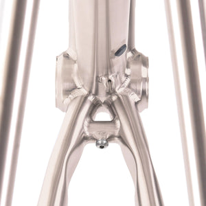 Close up of the Kinesis GTD titanium frame chainstays 