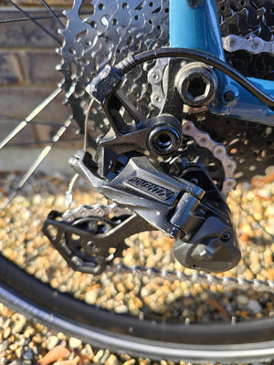 Kinesis Lyfe EBike Blue Large Ex Display