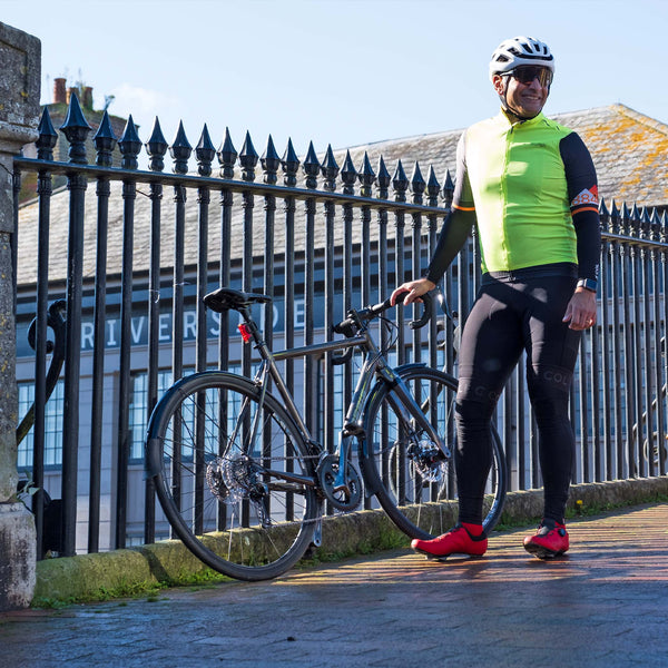 Kinesis 4S Tiagra road bike next to railing in Lewes high street.