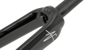 Kinesis AF Fork close of the graphic