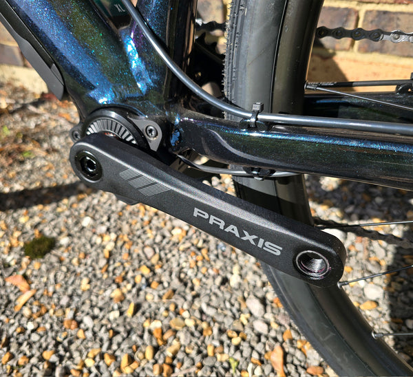 Kinesis Range Flat Bar Rde 50 Ex Demo close up of the crank arm