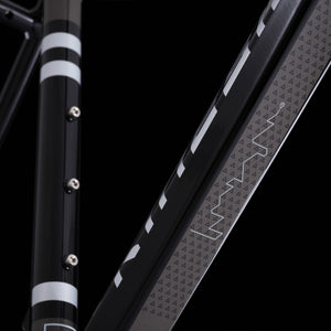 Tripster AT Plus down tube